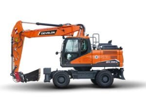 zdjęcie przedstawia Koparkę kołową Develon DX190W-7 od Grausch & Grausch Sp. z o.o