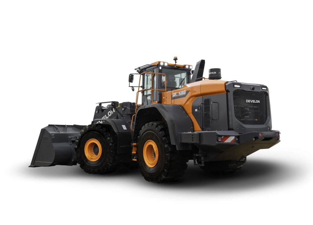 zdjęcie przedstawia Ładowarka kołowa Develon DL580-7