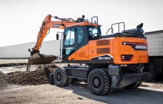 Sprzedaż nowych maszyn budowlanych