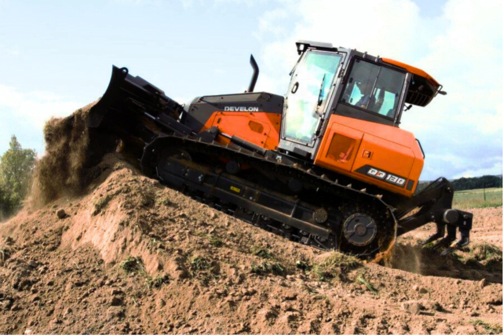 Nowość w ofercie Develon - spycharka gąsienicowa DD130
