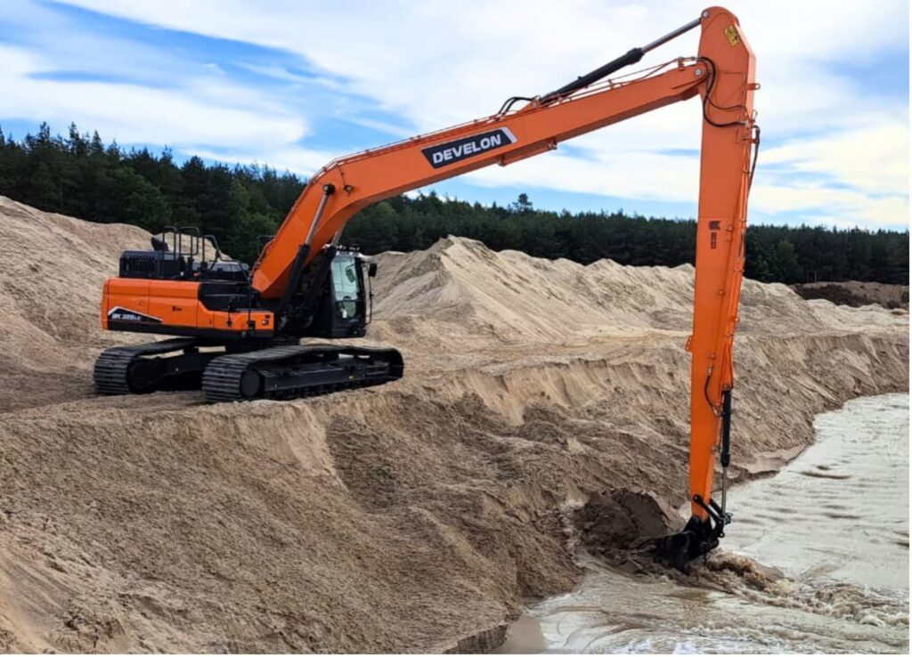 przykladowa maszyna budowlana na wynajem