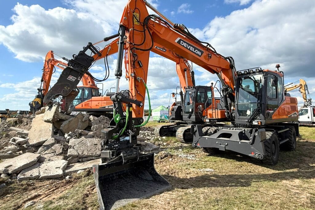 Maszyny-Develon-na-targach-eRobocze_IV