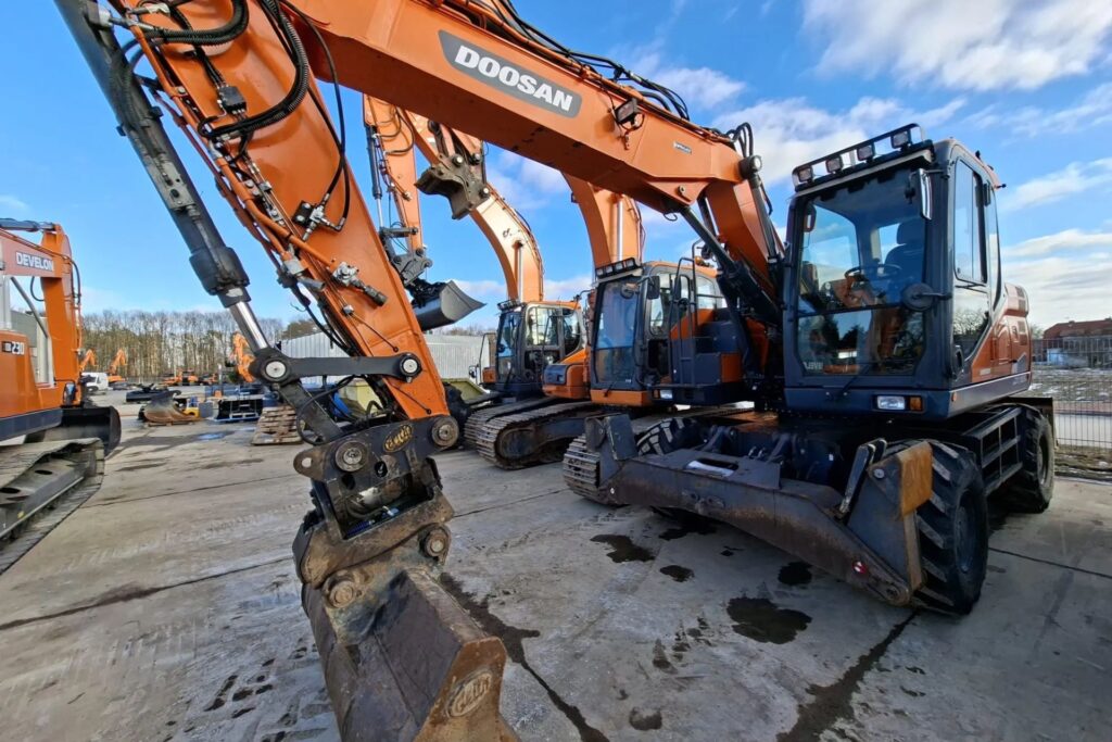 Koparka gąsienicowa Doosan DX225LC-5,DX225LC-5,DX225LC,dx300lc